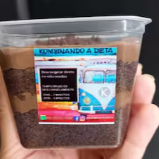 Delicioso bolo de chocolate com recheio 3 leites. Aquele Fit que nem parece que é Fit!!
