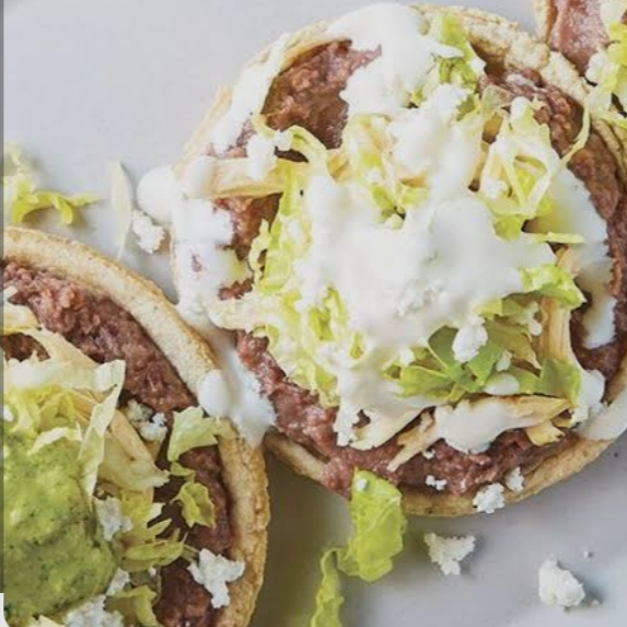 Sopes Sencillos.