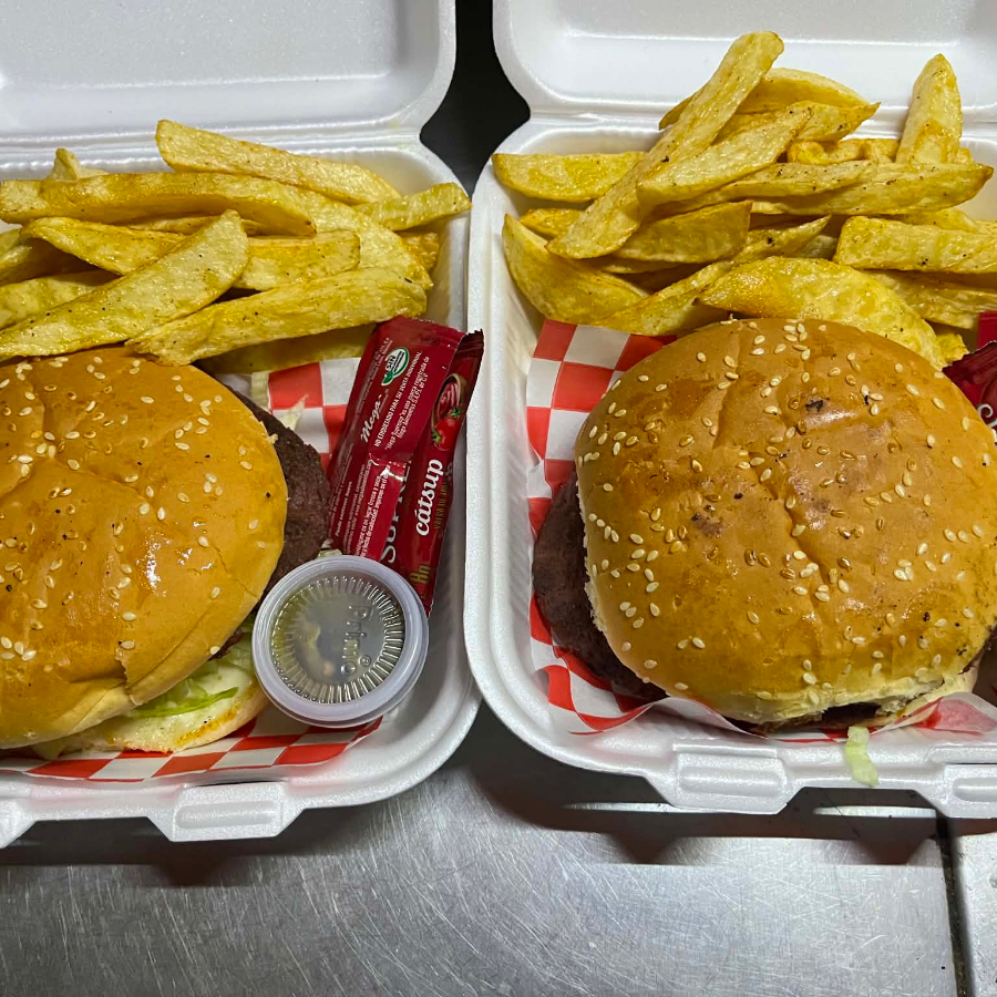 2 Hamburguesas Clasicas y Papas
