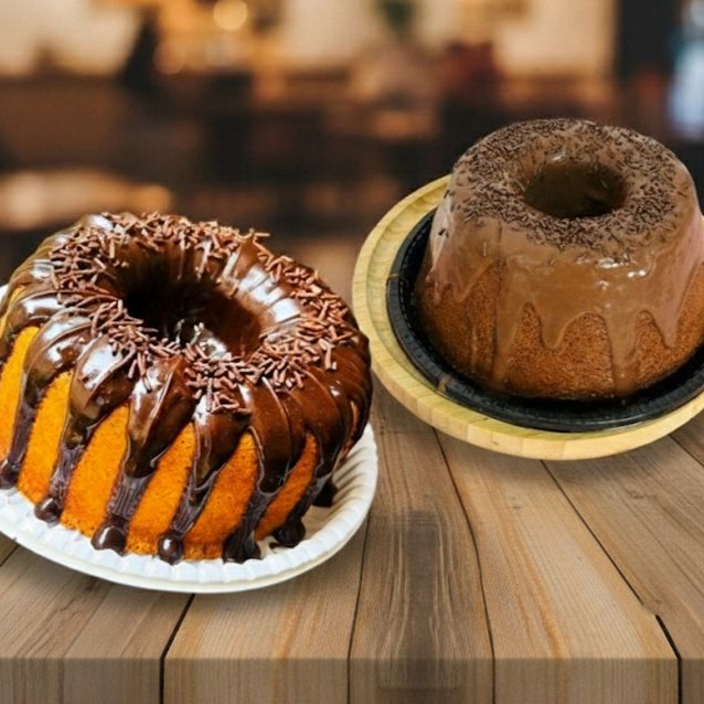 2 bolos médios por 60,00 chocolate com cobertura de chocolate e cenoura com cobertura de chocolate