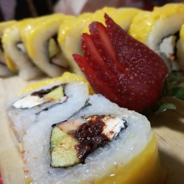 MANGO ROLL