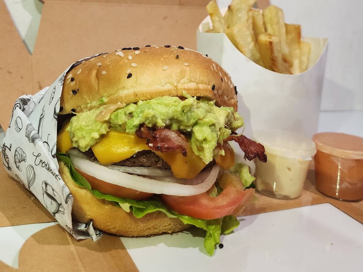 Midnight Burger