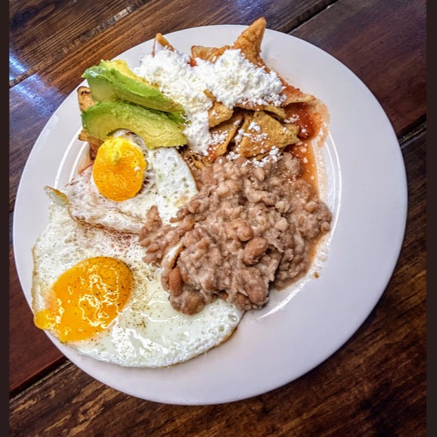 Chilaquiles Rojos