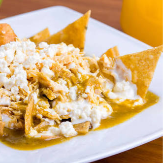 NUESTROS DELICIOSOS CHILAQUILES VERDES