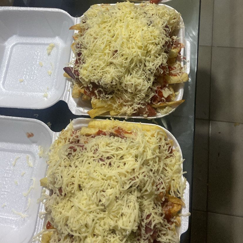 Maionese, Ketchup, Mostarda, Barbecue, Cheddar, Requeijão, Calabresa, Bancon