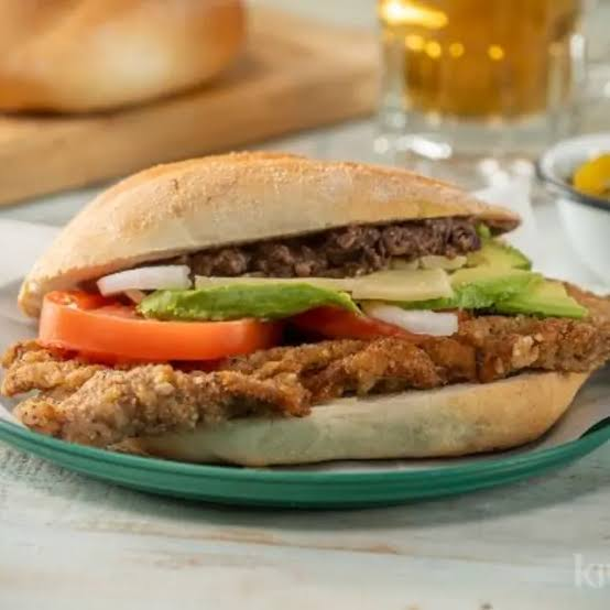 Torta de Milanesa de Res