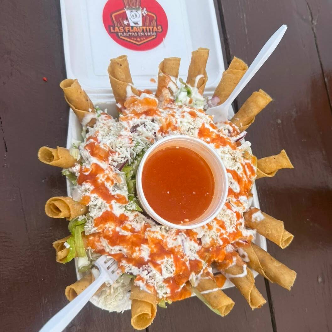 Charola de flautas de desebrada (res) 10 pza