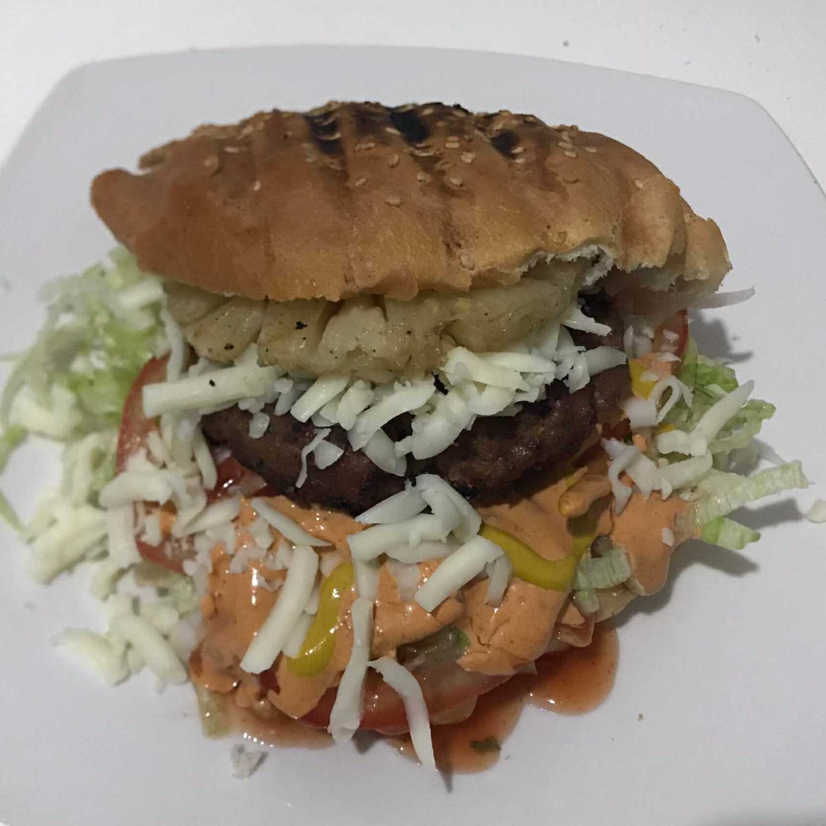 Hamburguesa Piña Monterrey
