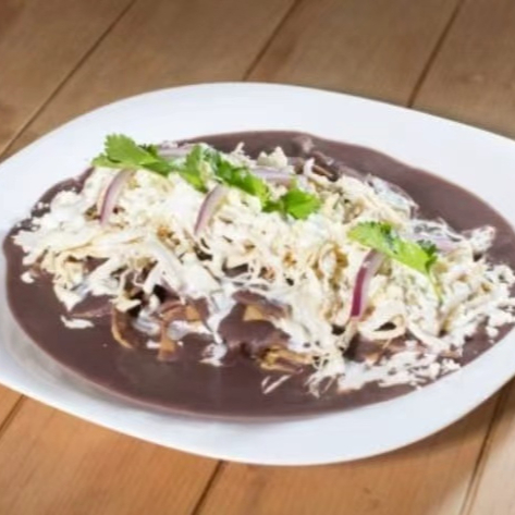 Enfrijoladas con Carne