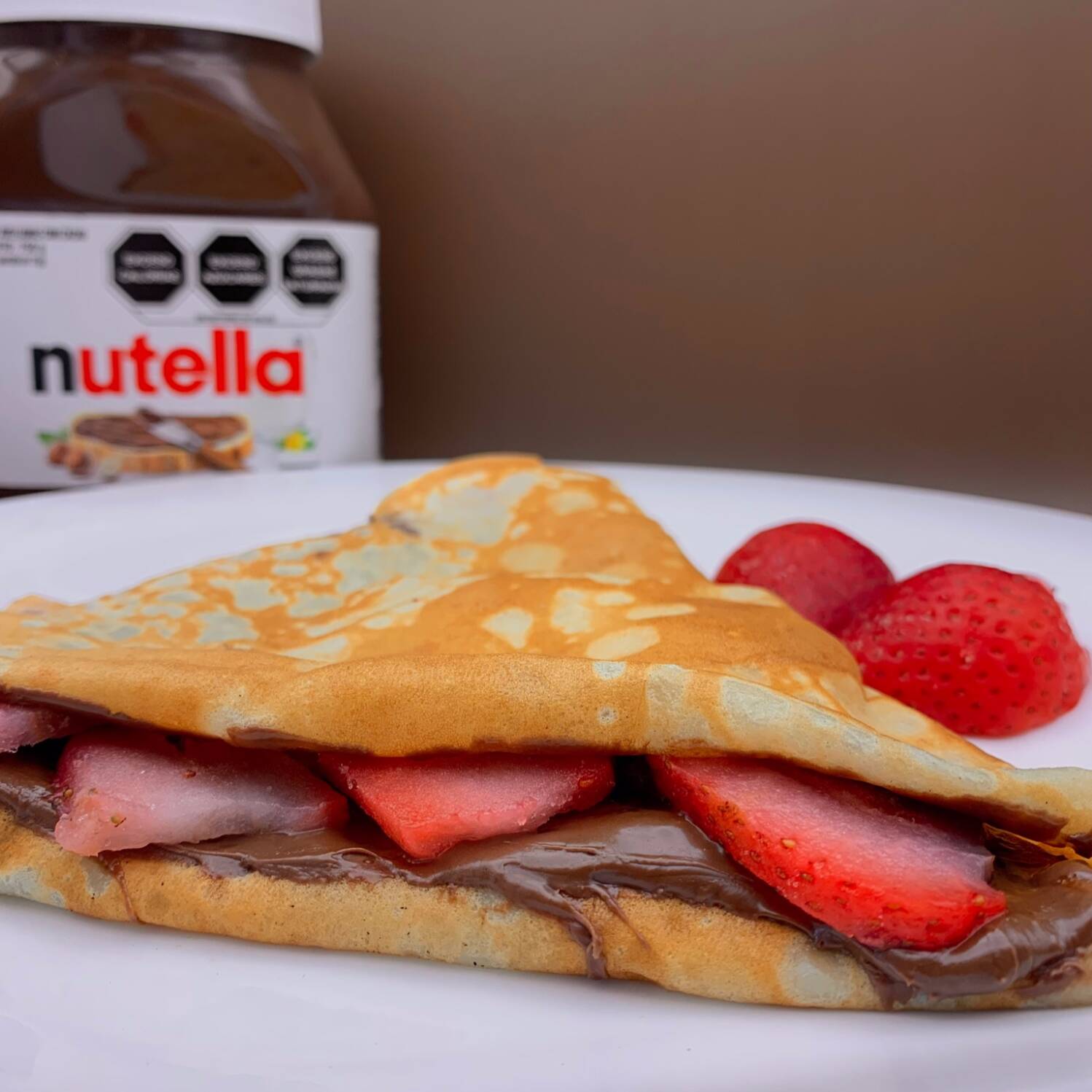 Crepa con NUTELLA y Fresa