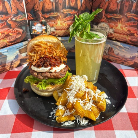 Burger Fantastica  (1Hb + Criolla + Bebida)