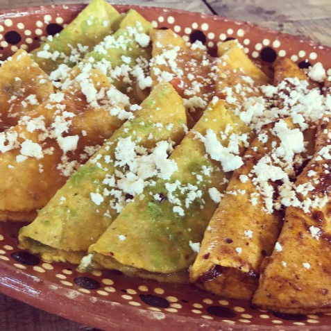 Enchiladas huastecas con cecina
