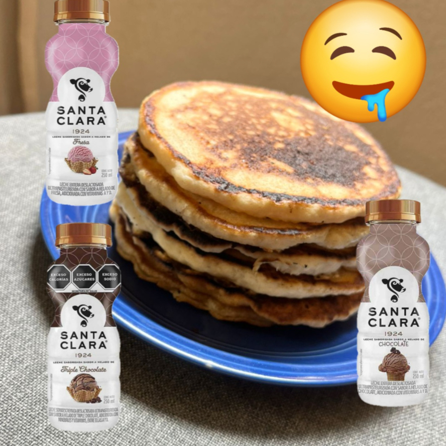 3 Hot Cakes con Lechita Santa Clara