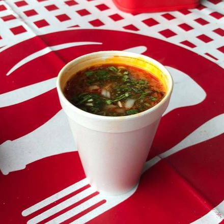 Jugo chico de birria