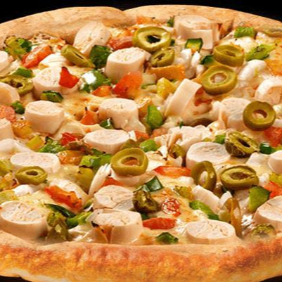 Molho de tomate, escarola, ervilha, palmito, brócolis e milho.