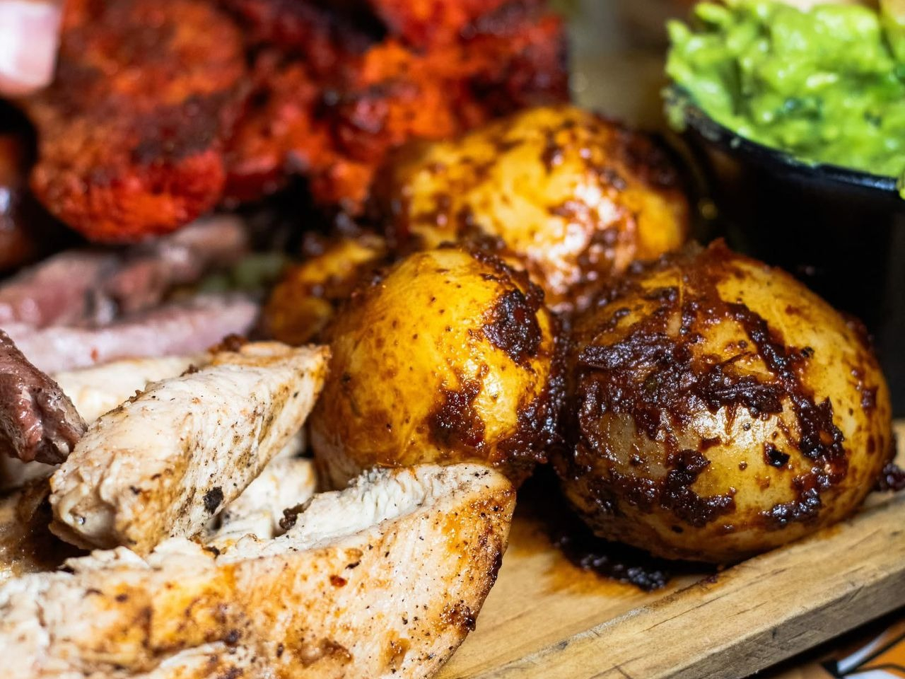 La Tlagadela Taqueria & Grill