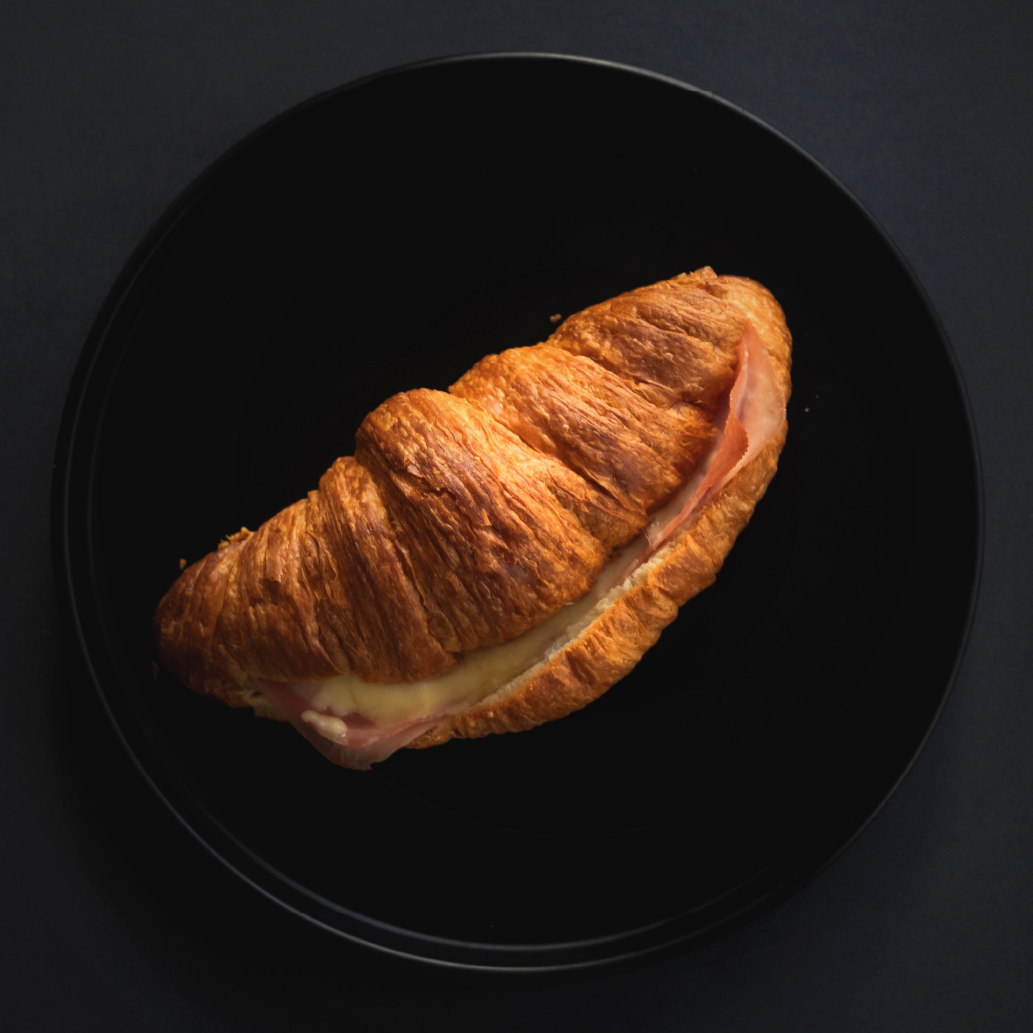 Combo Croissant Universal + Americano 16oz