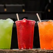 Sabores Do Gin : Tradicional, Morango, Maçã Verde, Melancia, Morango com Pêssego, Royale, Abacaxi Com Hortelã.
Sabores Do Gelo : Morango, Melancia, Maçã Verde, Abacaxi Com Hortelã, Maracujá, Coco.
Sabor Do Energético Baly : Tropical, Melancia, Framboesa, Maçã Verde, Morango com Pêssego, Cereja, Coco Com Açaí.
Se Caso não Informe o Sabor, Será mandado Aleatoriamente.
