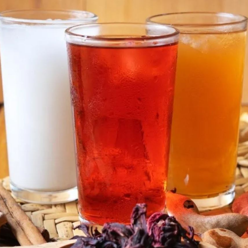 Agua de medio litro sabor del día