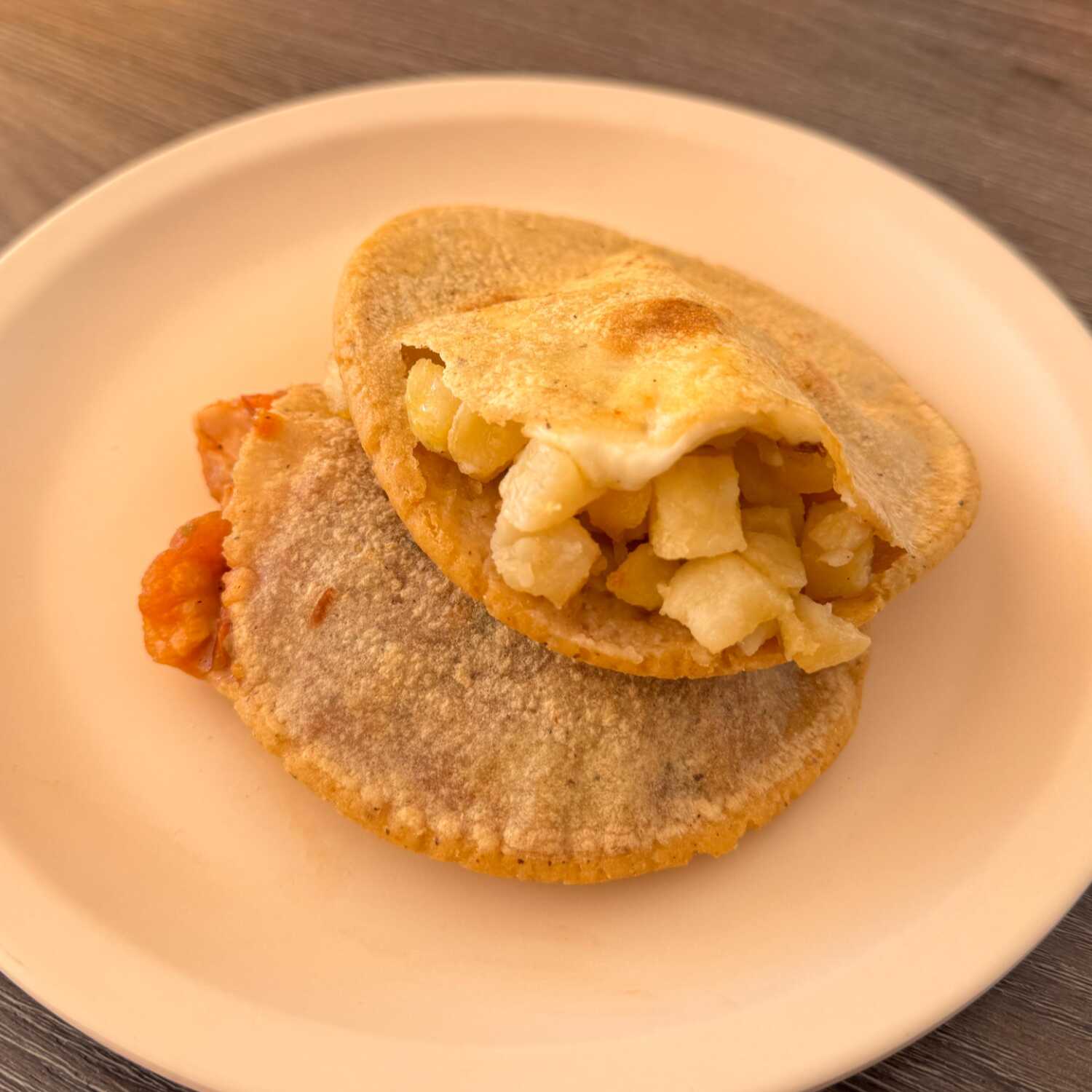 GORDITA PEQUE CON QUESO