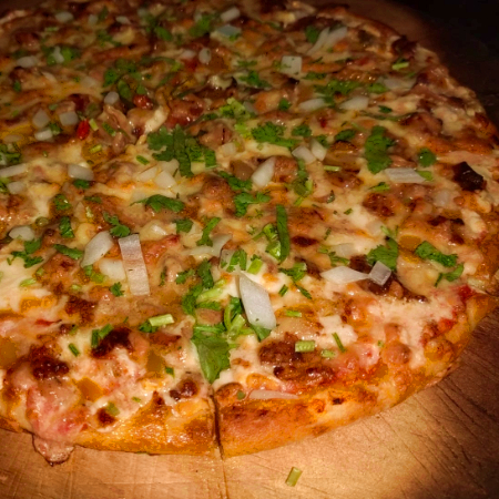 PIZZA DE CHULETA