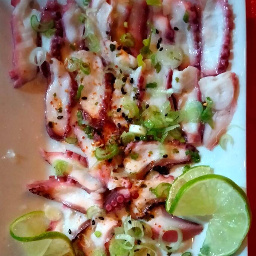 Sashimi Pulpo