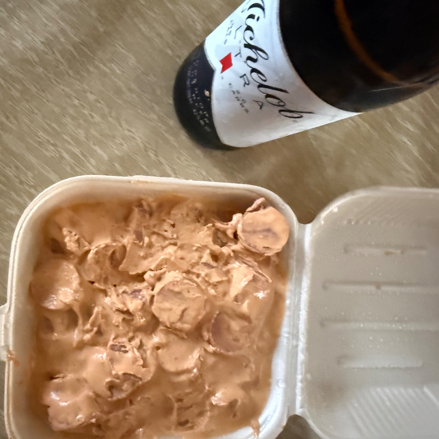 Salchicha Enchipotlada