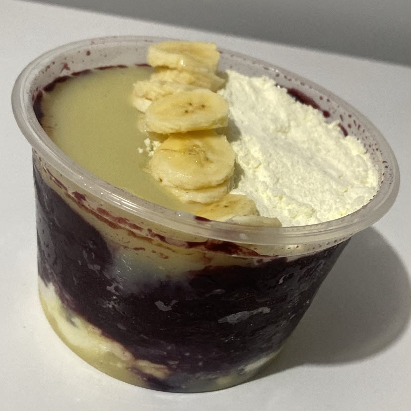 Açaí de 500ml com três complementos da sua escolha .