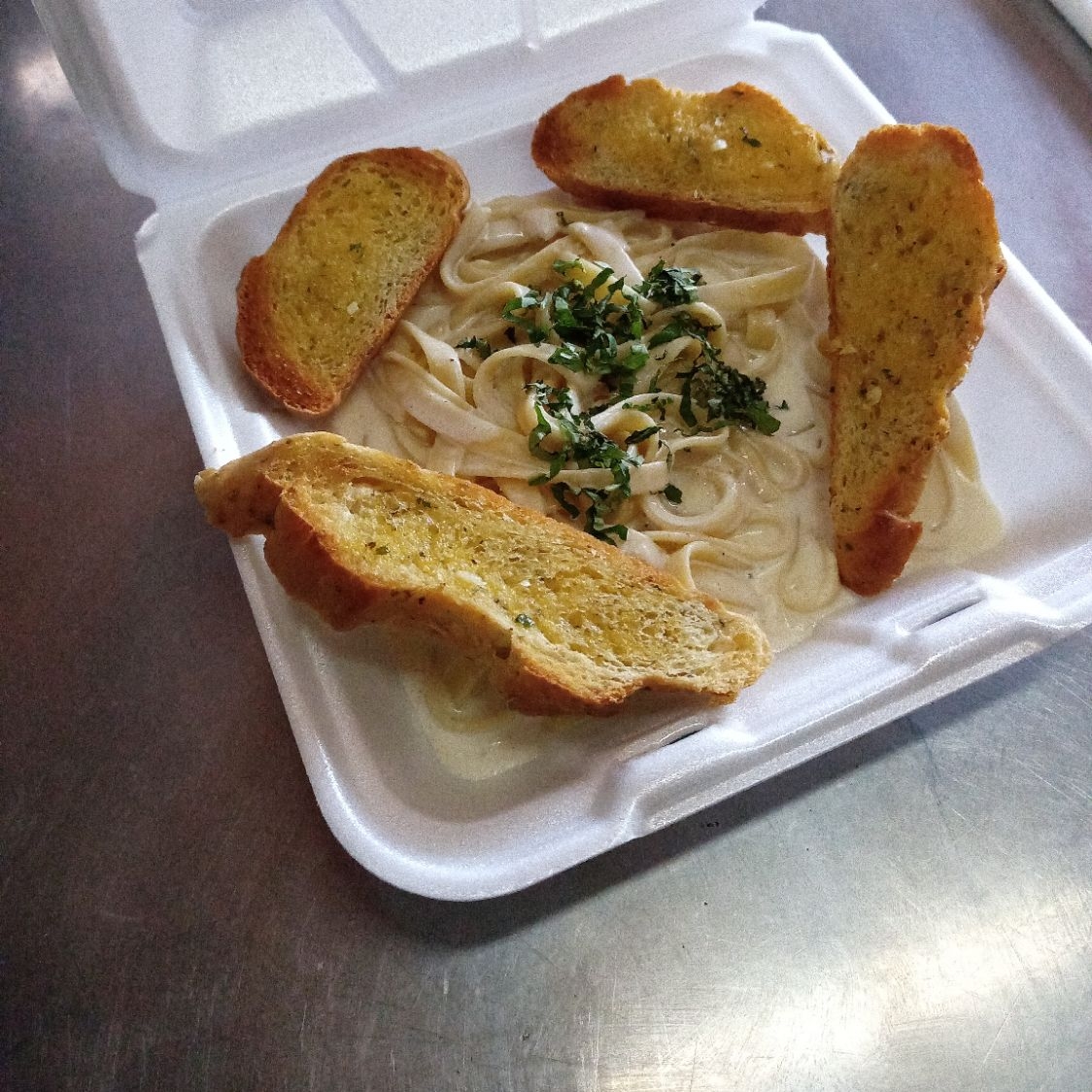 Fetuccini Alfredo individual