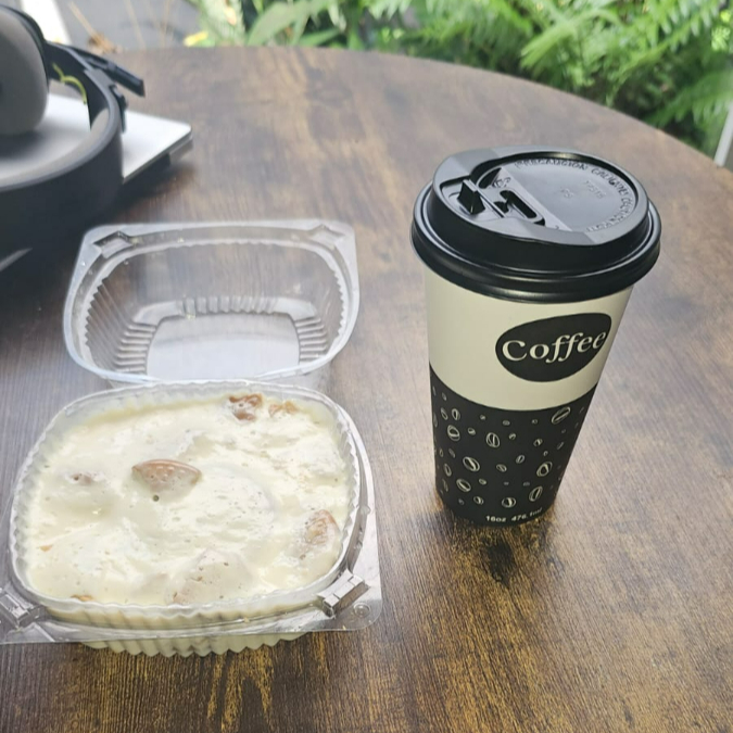 CAFE NEGRO CON CARLOTA