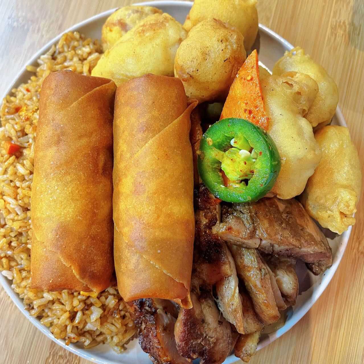 3 Guisos y Arroz o Pasta