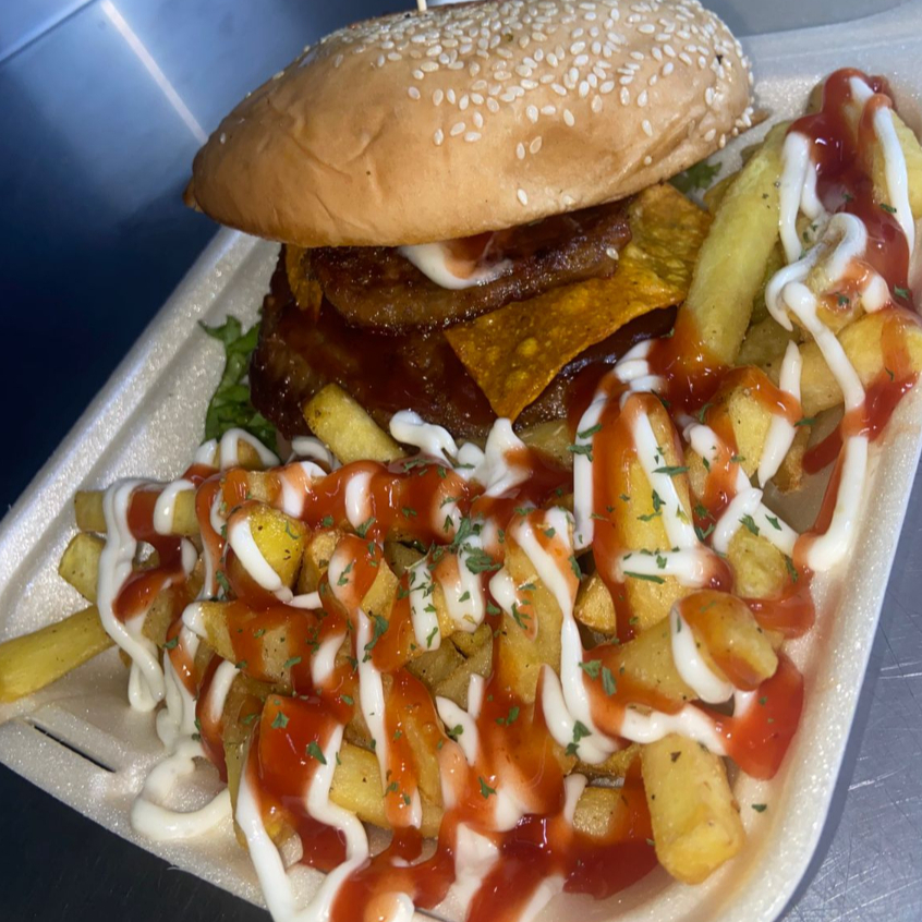 Burger Especial con Papas