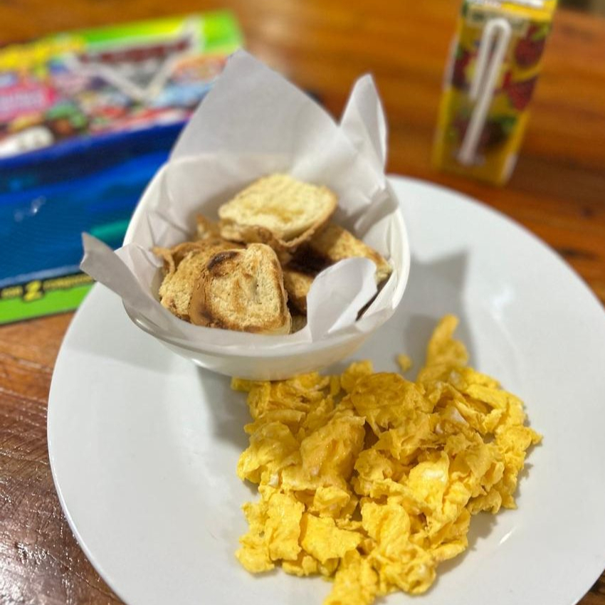 Desayuno Infantil de Huevos Al Gusto