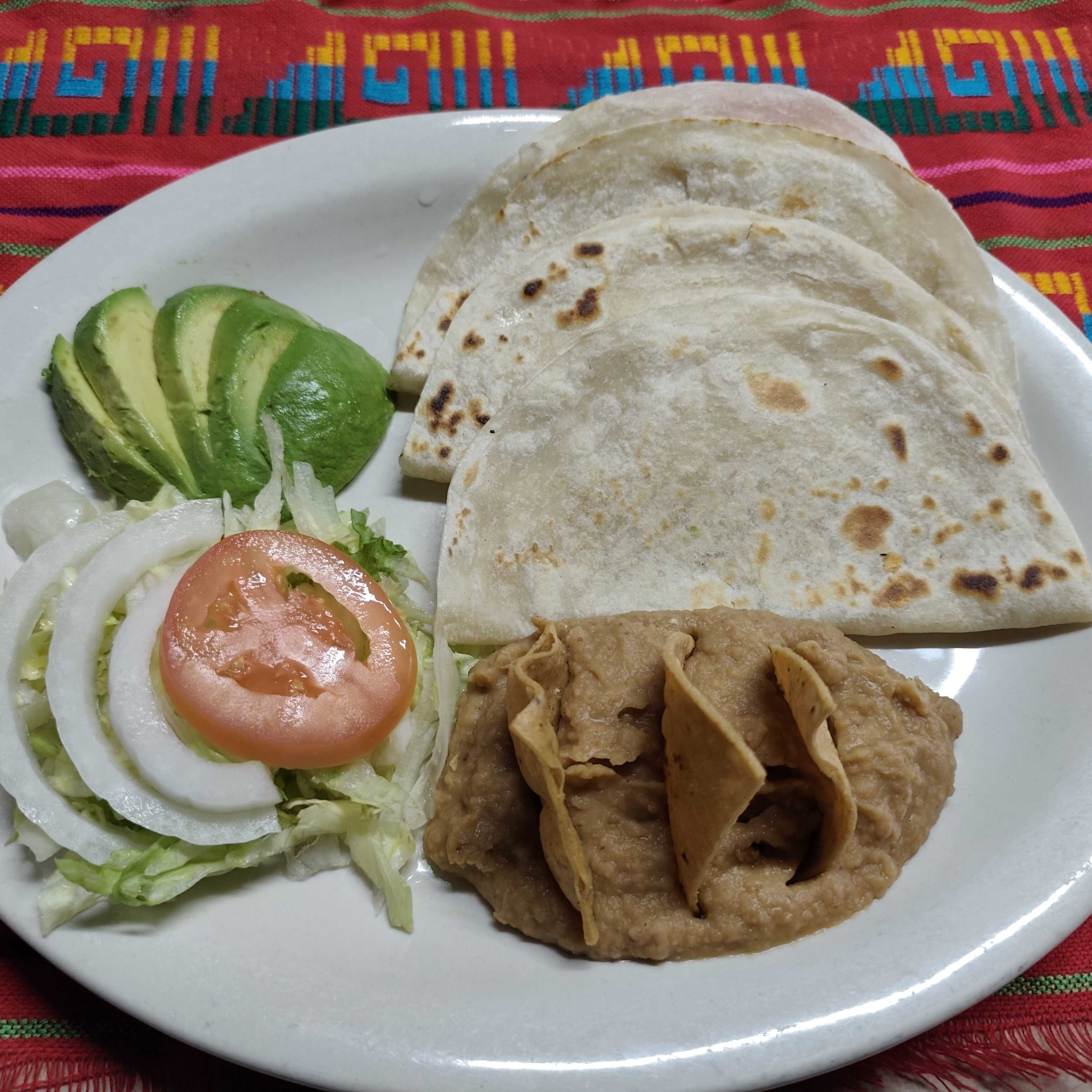 ORDEN QUESADILLAS SENCILLAS 3 PZAS.