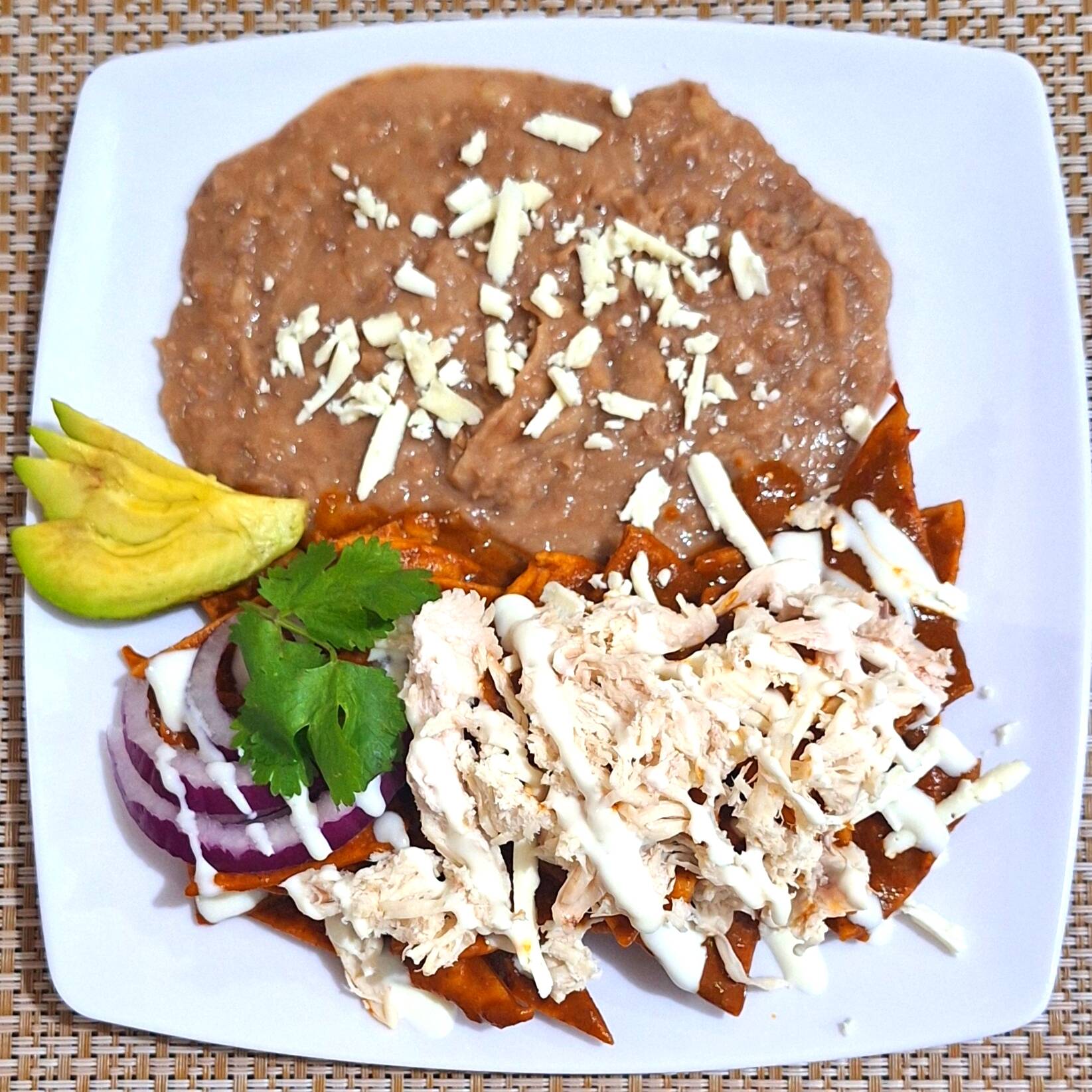 Chilaquiles en Salsa de Mole