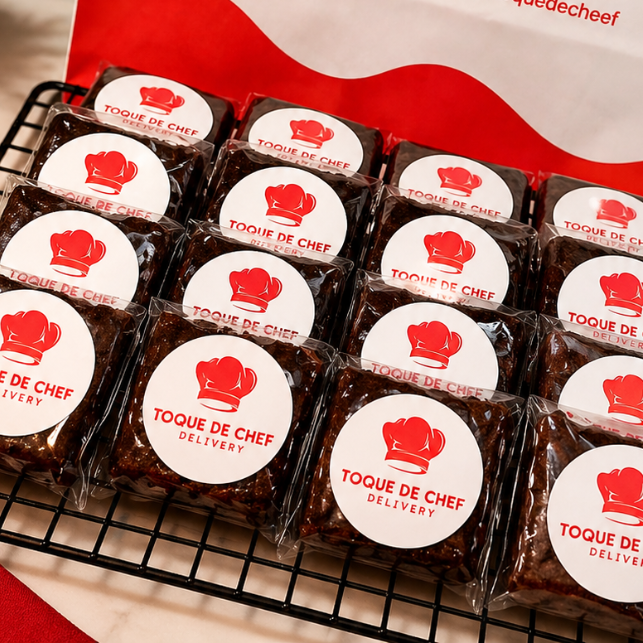 ATENÇÃO A DESCRIÇÃO!!! 3x brownies tradicionais pequeno tamanho *** 5x5 *** sem recheio!