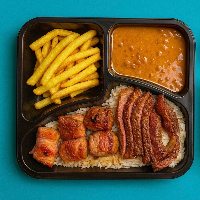 O Marmitex especial de churrasco acompanha: Arroz branco soltinho, feijão, farofa e salada de alface com vinagrete. Alem de 2 opções de proteína feita na brasa. (Alcatra/Contra file/ coraçãozinho/medalhão de frango/linguiça de porco)