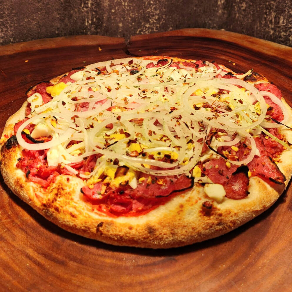 CALABRESA FATIADA FININHA / OVO COZINHO / CEBOLA / PIMENTA CALABRESA