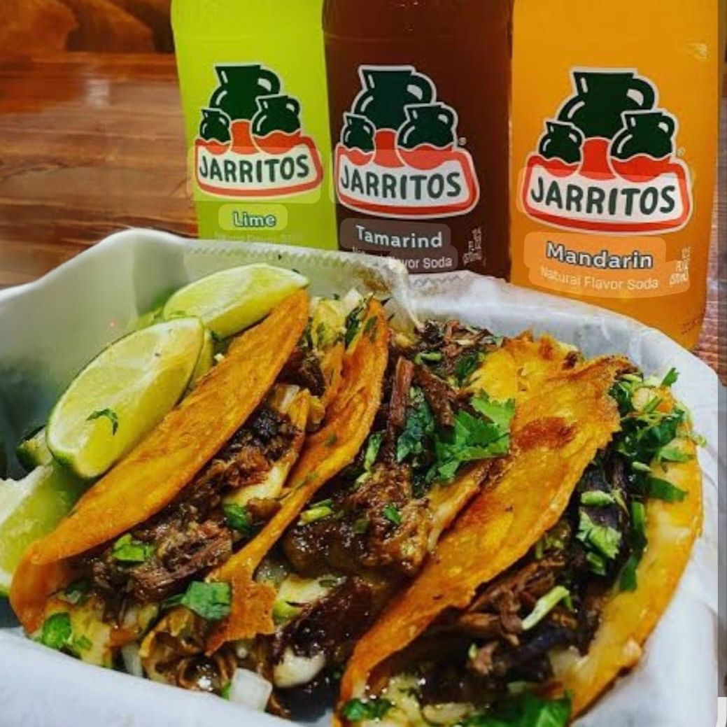 Combo 4 Quesabirrias + Refresco de Sabor
