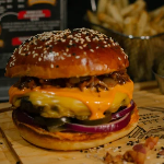 HAMBURGUESA CHEDDAR JALAPEÑO