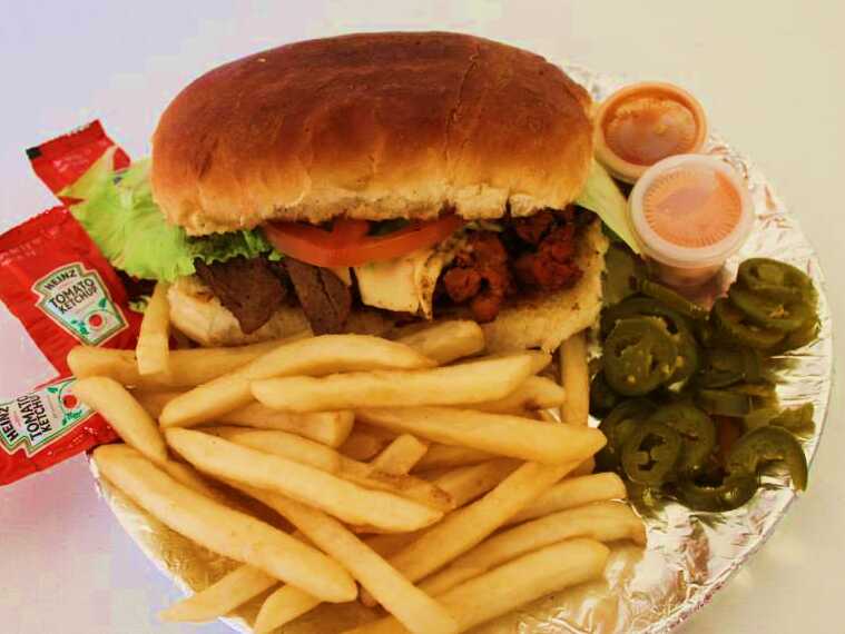 Las lomas tortas y hamburguesas