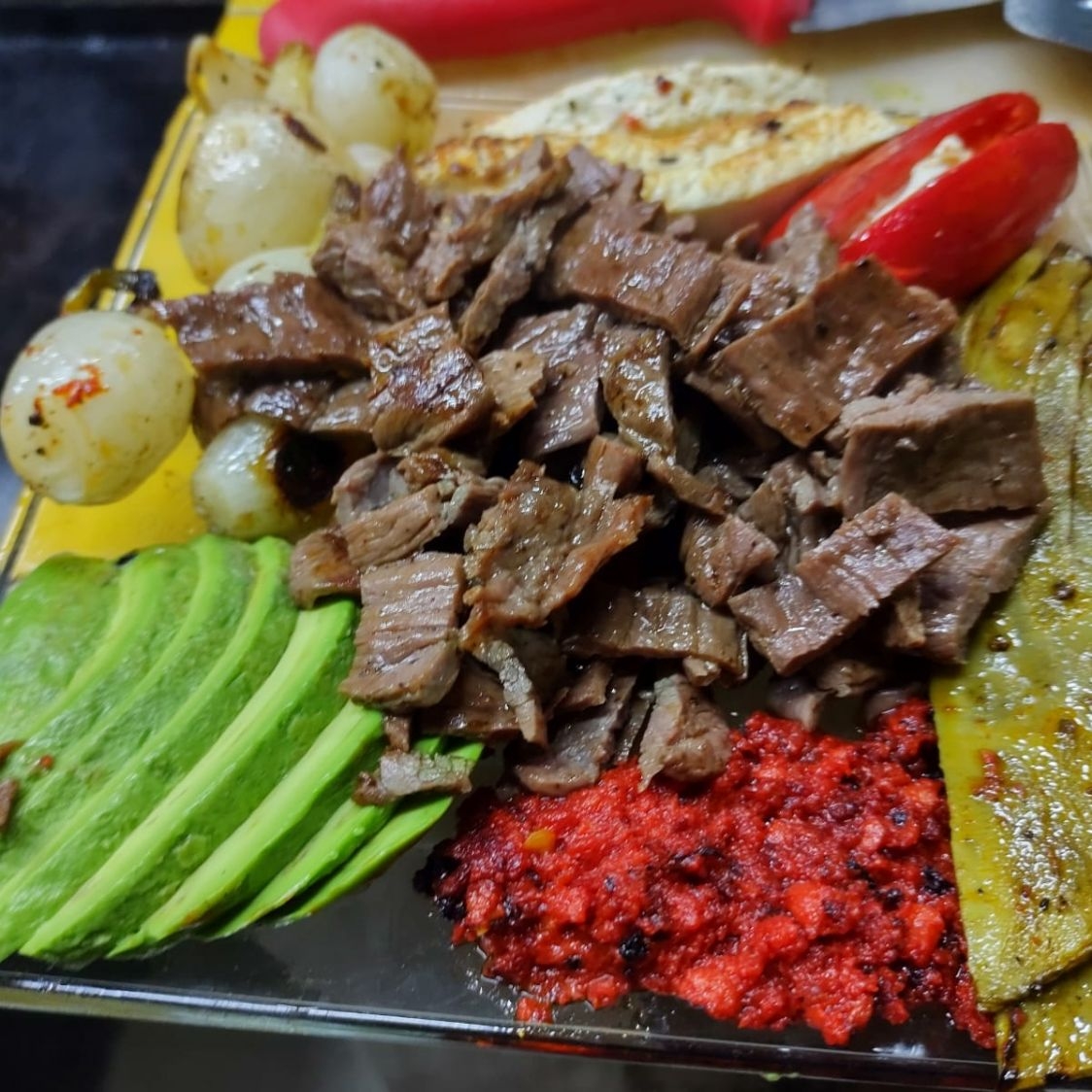 Bistec con Guarnición