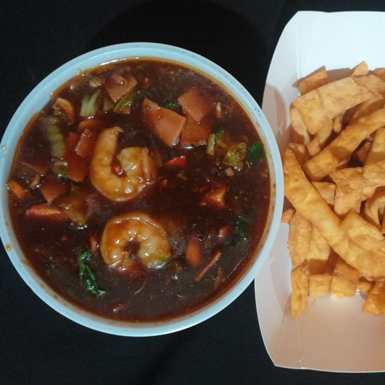 Chow Min Especial de la Casa