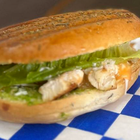 Panini Mediano de Pechuga de Pollo