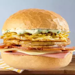 Sándwich de la Casa más Chicha