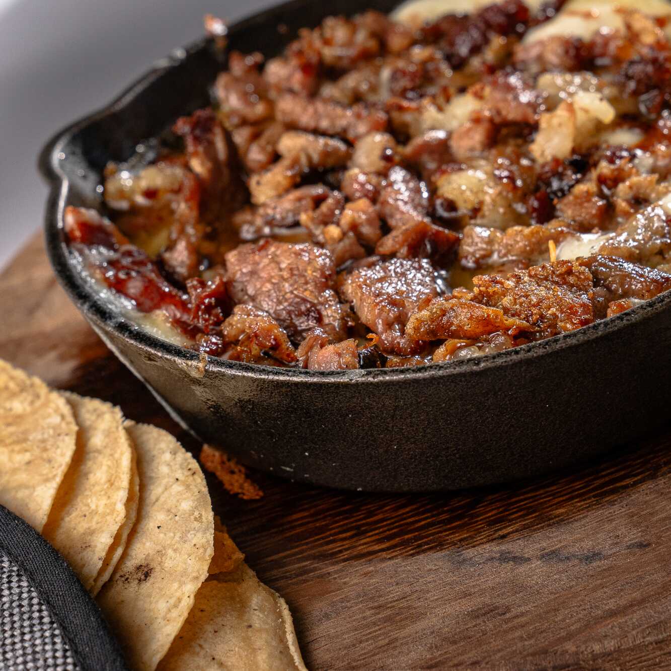 Queso Fundido con Carne