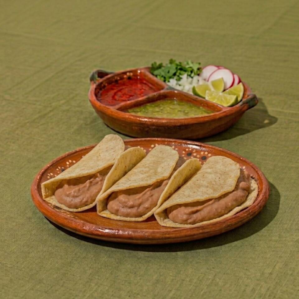 Orden 3 Tacos Frijoles
