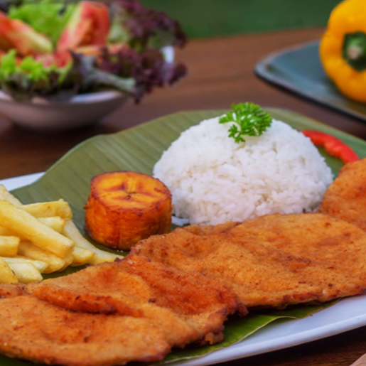 Arroz Personal + MiniChuleta De Cerdo Apanado
