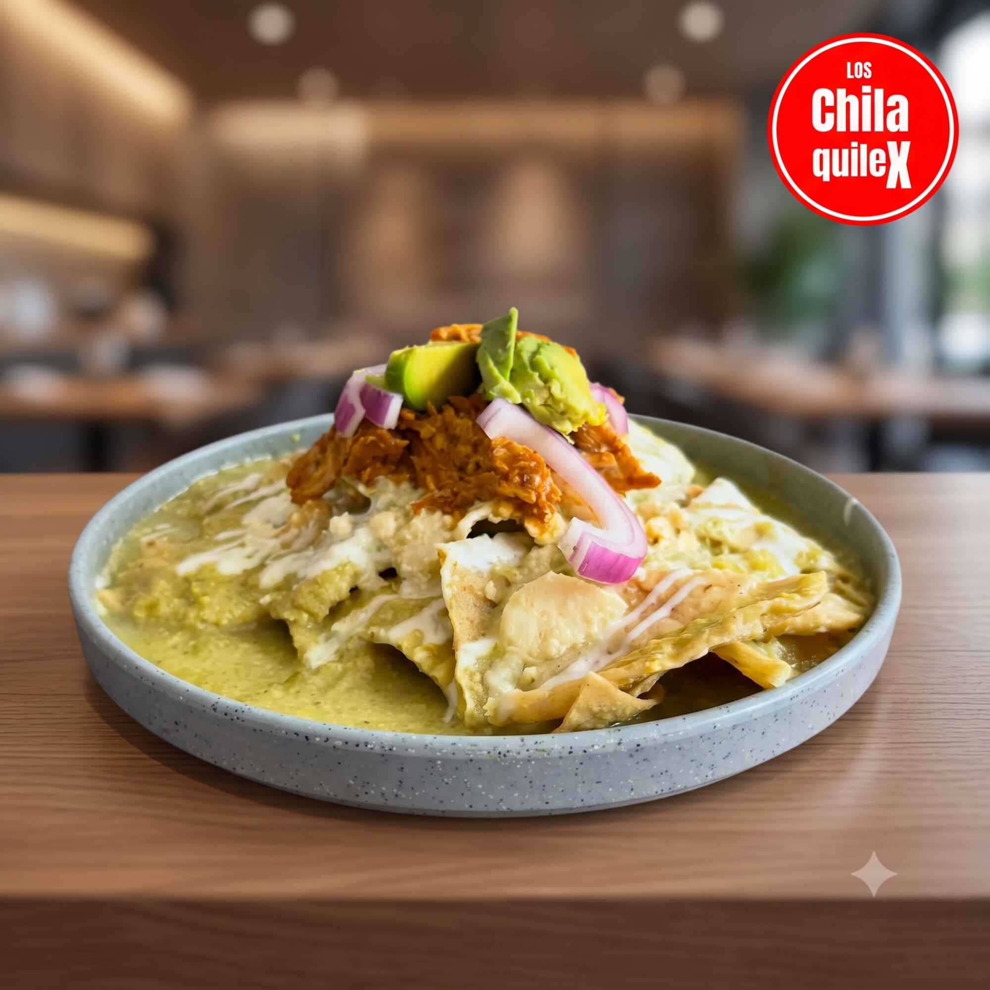 ChilaquileX con Tinga de Pollo