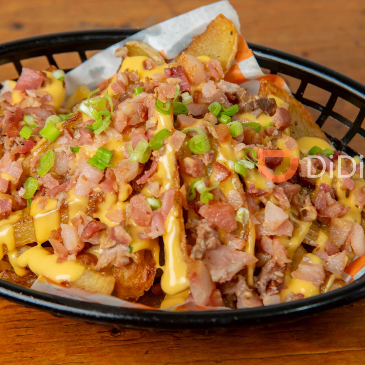 PAPAS CHESSE con TOCINO